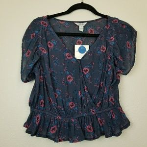 Arizona Ruffle v neck blouse shirt snap closure Medium Blue Rose